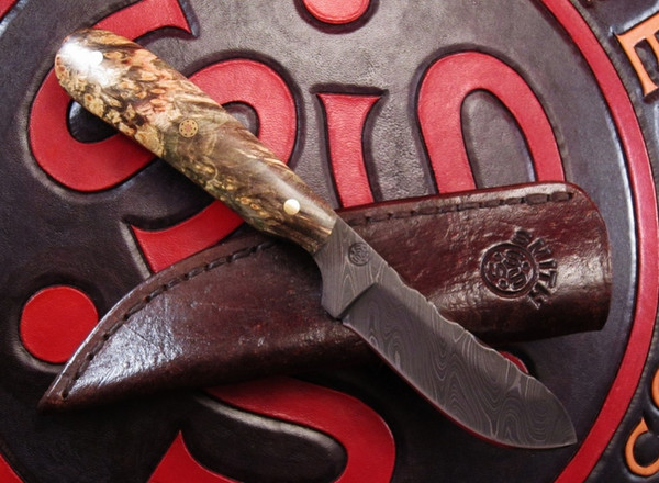 Lacy Smith - Damascus Skinner - SK0182-FLS