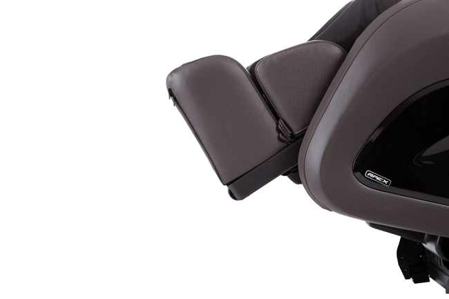 Apex AP-POMP Massage Chair, Adjustable Footrest Example