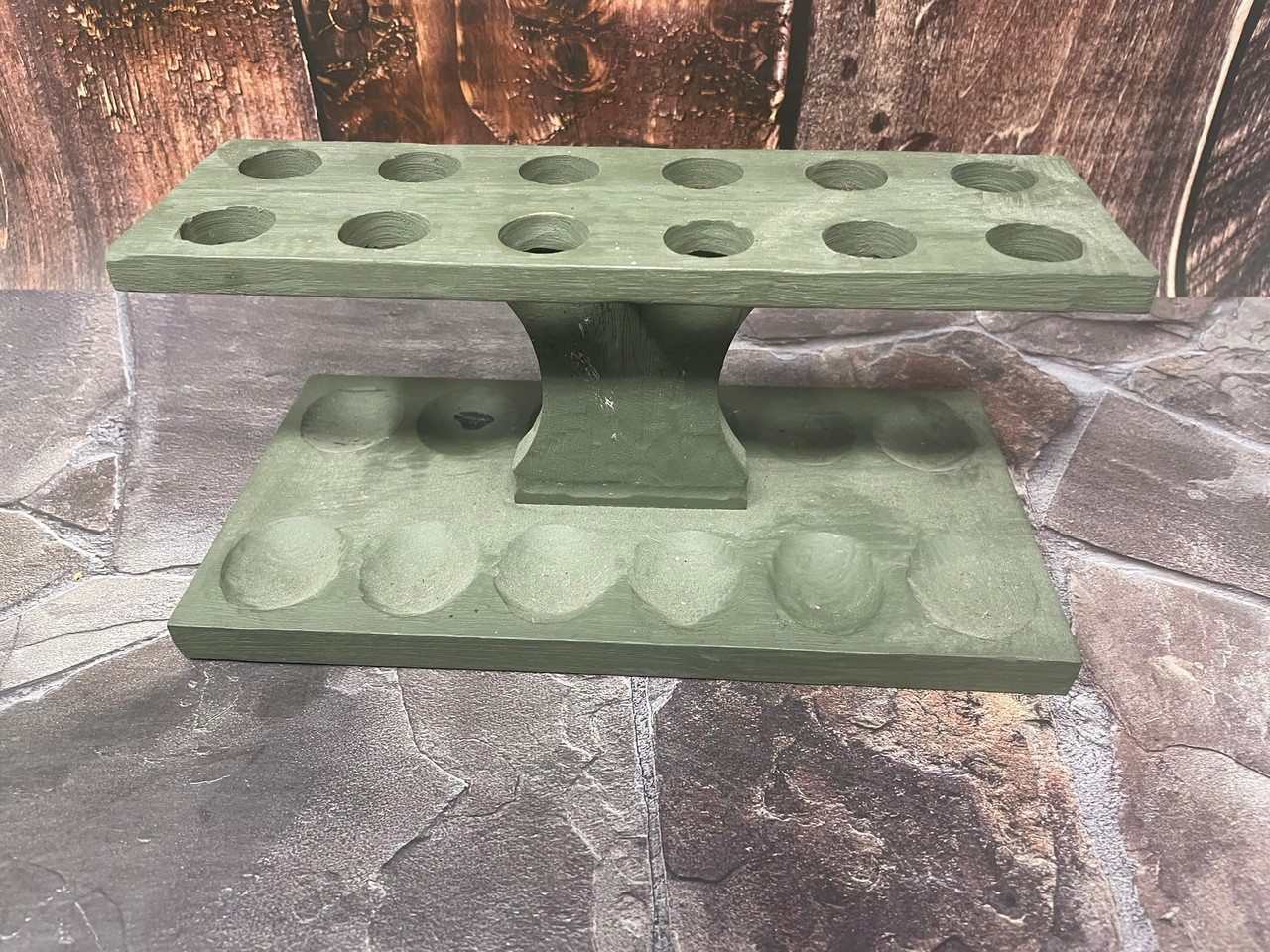 12 Pipe Wooden Pipe Rack - Quality Storage for Your Pipes