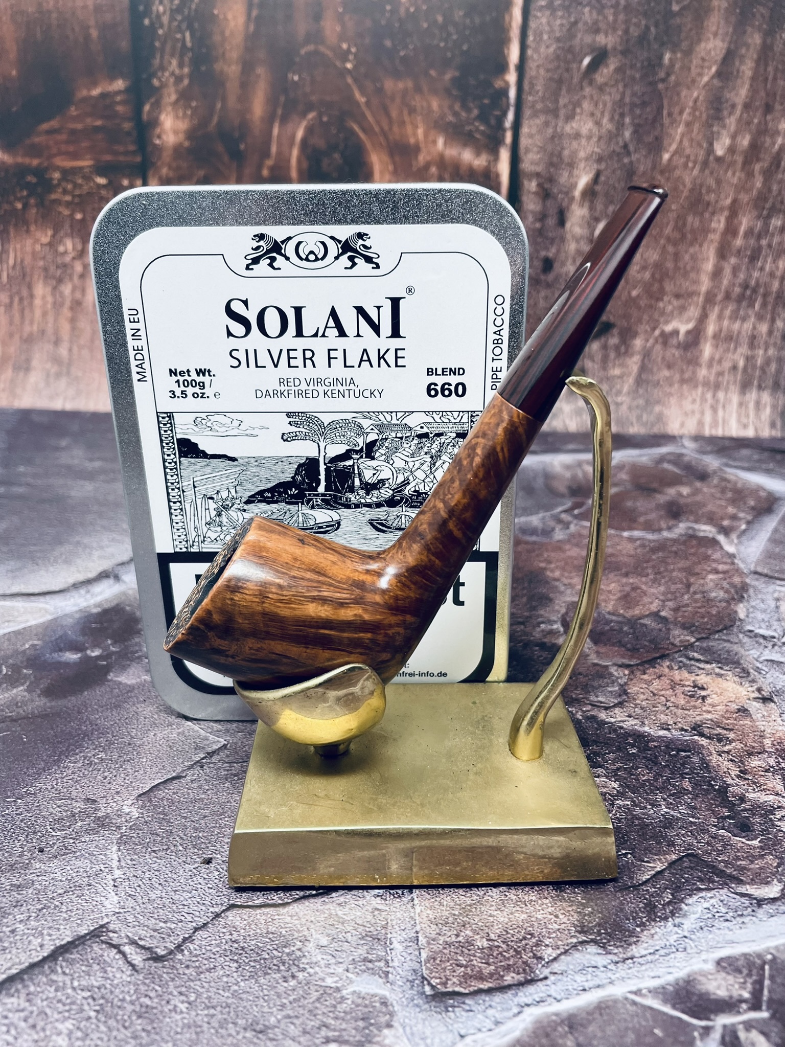 Solani Silver Flake in a Seder Yachtsman