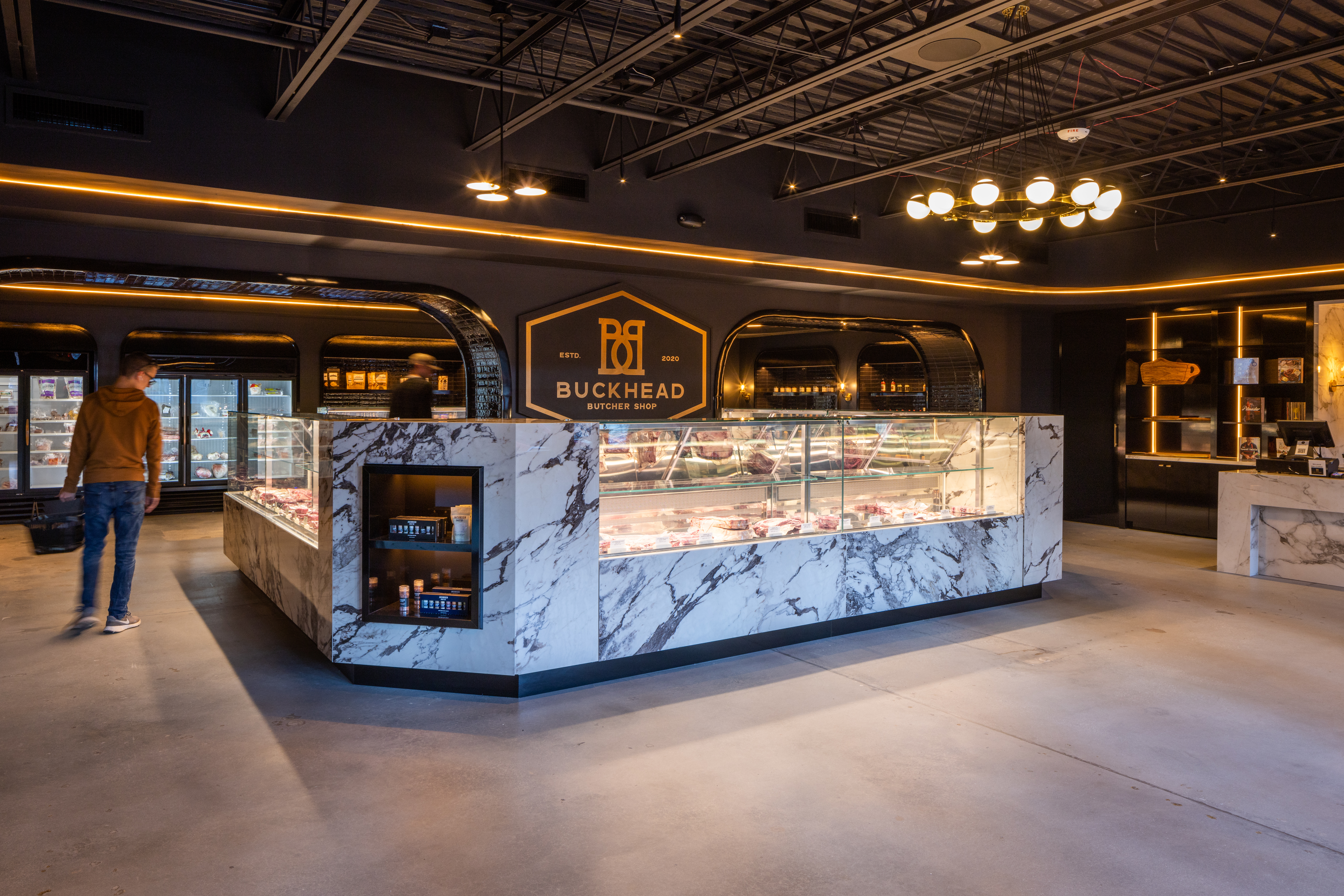 AN IN-STORE EXPERIENCE SECOND TO NONE