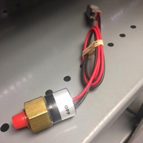 OPP OIL PRESSURE SWITCH