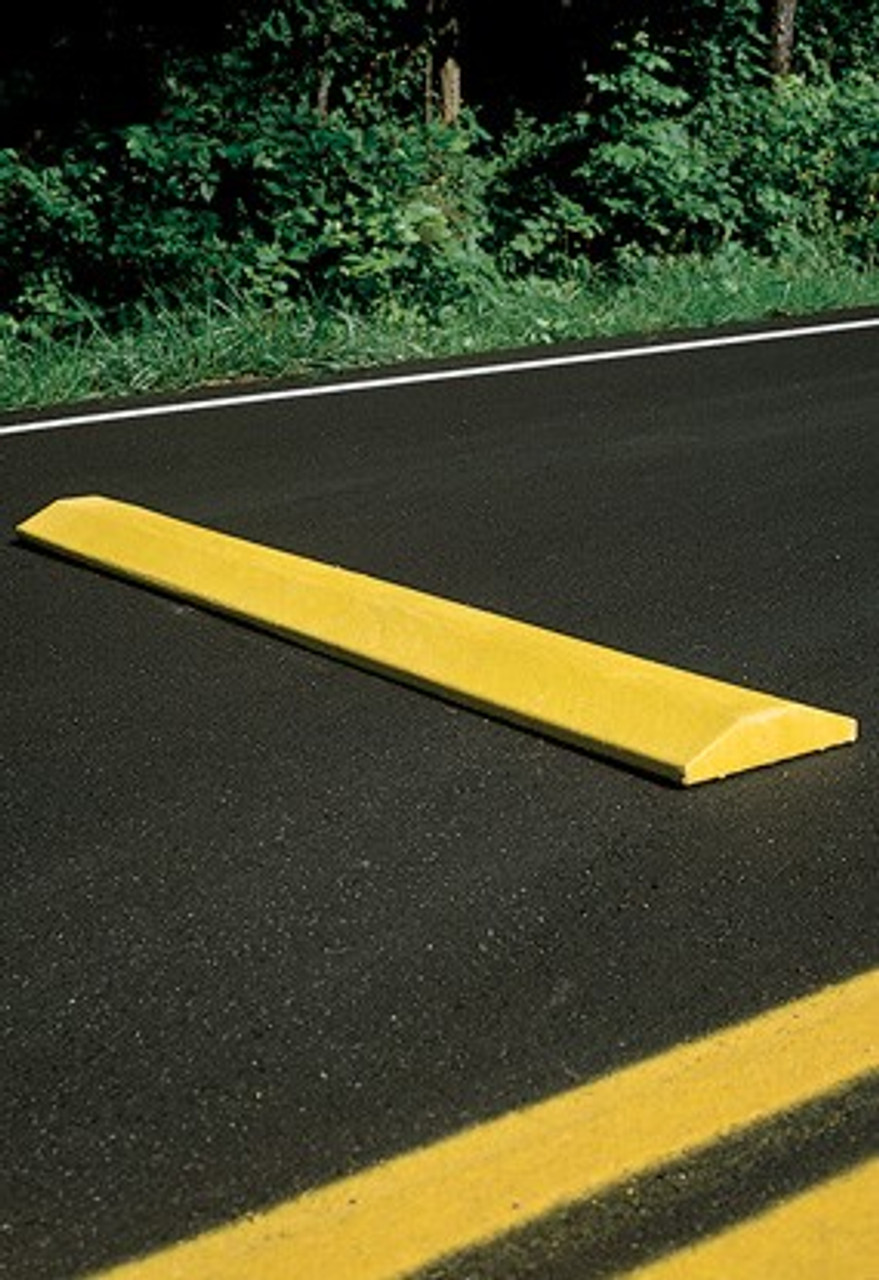 Innoplast 6' Yellow Plastic Speed Bump Standard 72