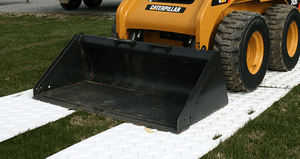 CHECKERS AlturnaMAT® 4' x 8' Ground Protection Mats, 120 Ton Load Capacity, Black - AM48