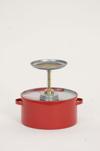 Metal - Red - 2 Qt. (P-702)