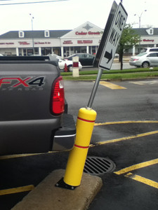 Innoplast BollardFlex Concrete Installation with 8' Sign Post and 52" Cover Innoplast BollardFlex Concrete Installation with 8' Sign Post and 52" Cover