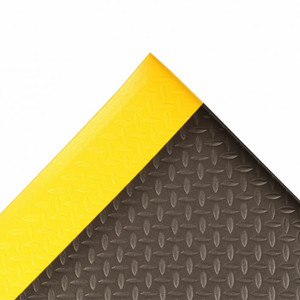NOTRAX Anti-Fatigue Mat Diamond Sof-Tred Dyna-Shield® 2X3 Black/Yellow - 419S0023BY-