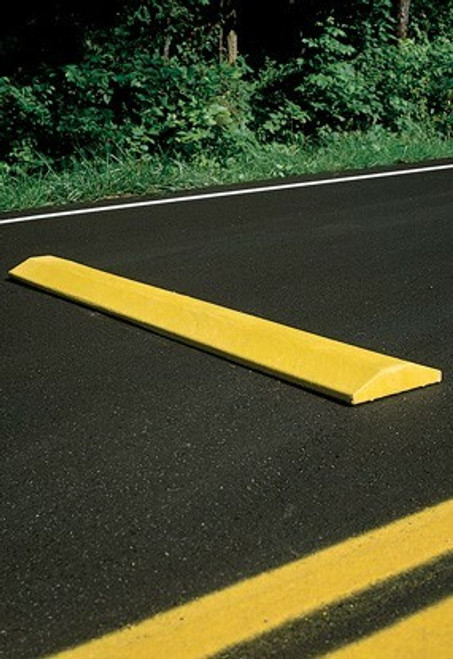 Innoplast 9 Yellow Plastic Speed Bump Standard 108 X10 X2