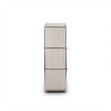 Cubox Sideboard mit 3 Ebenen und 4 Klappen in Seidengrau, Seitenansicht freigestellt auf weißem Hintergrund