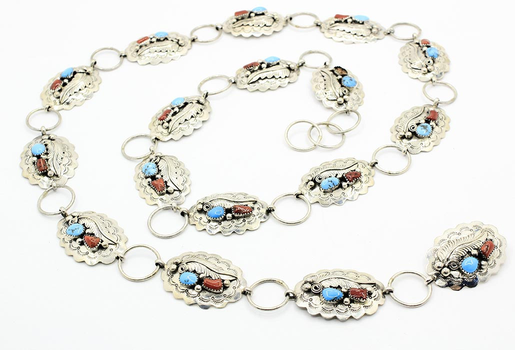 silver star jewelry- old town Scottsdale- sleeping beauty  display picture 2
