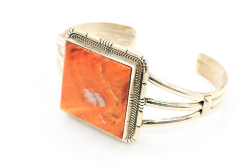 Square Oyster Shell Cuff Bracelet 090320 Square Oyster Shell Cuff Bracelet 090320