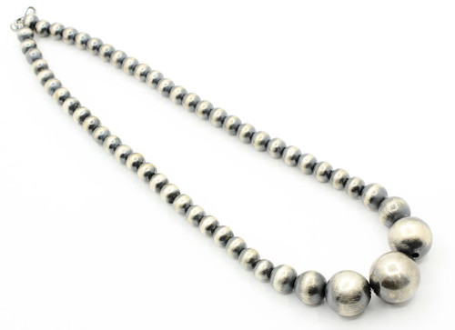 Graduated Navajo Pearl Necklace 051821