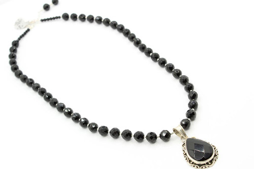 Black Onyx Heart Necklace & Earrings Set - Jugar N Spice