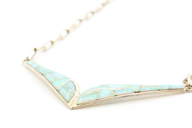 売行き好調の商品 Classic Sterling Silver White Inlay Opal Square