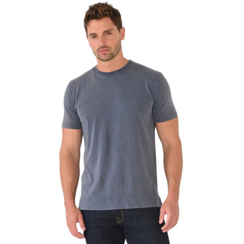 Man wearing a navy short sleeve cotton t-shirt.