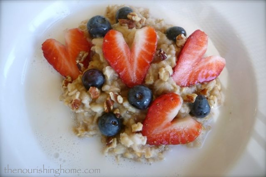 Honey Cream & Berries Oatmeal