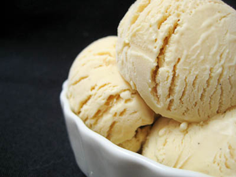 Raw Vanilla Ice Cream