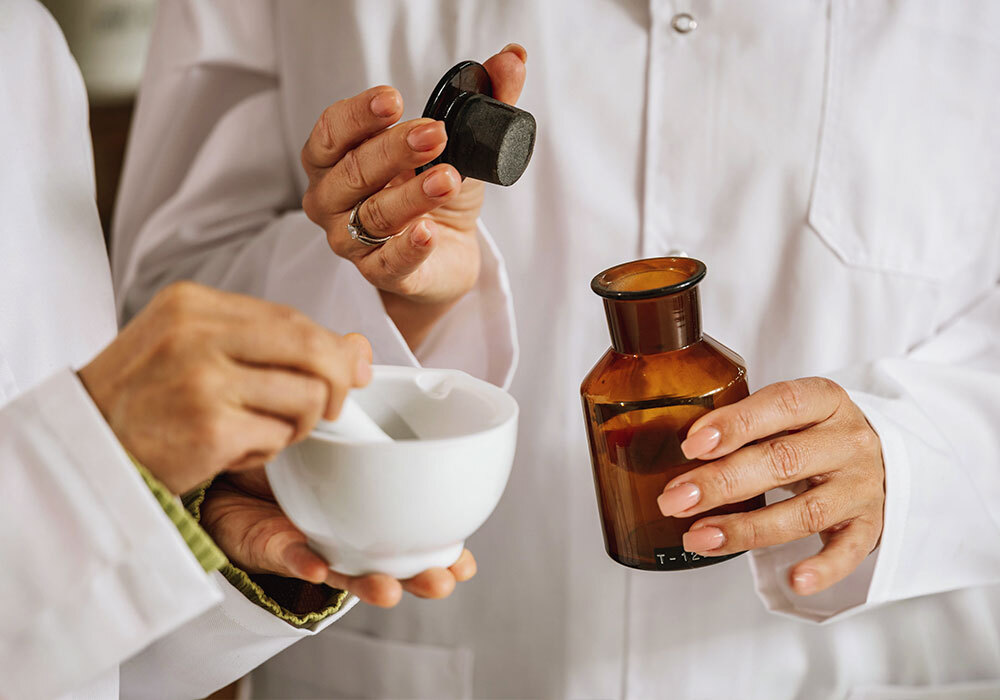 Formulación Magistral en Farmacia Elena de Miguel en Sevilla