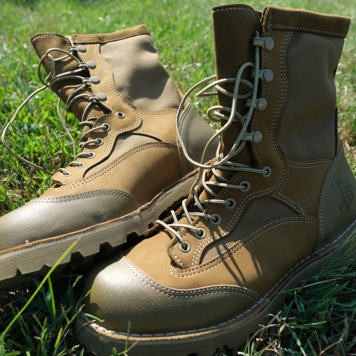 danner-boots-min.jpg?t=1748735335