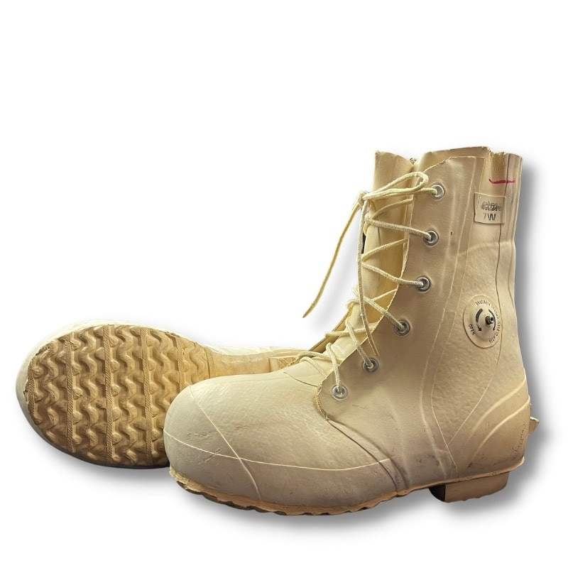 White Mickey Extreme Cold Weather Bunny Boots | Military Surplus display picture 1
