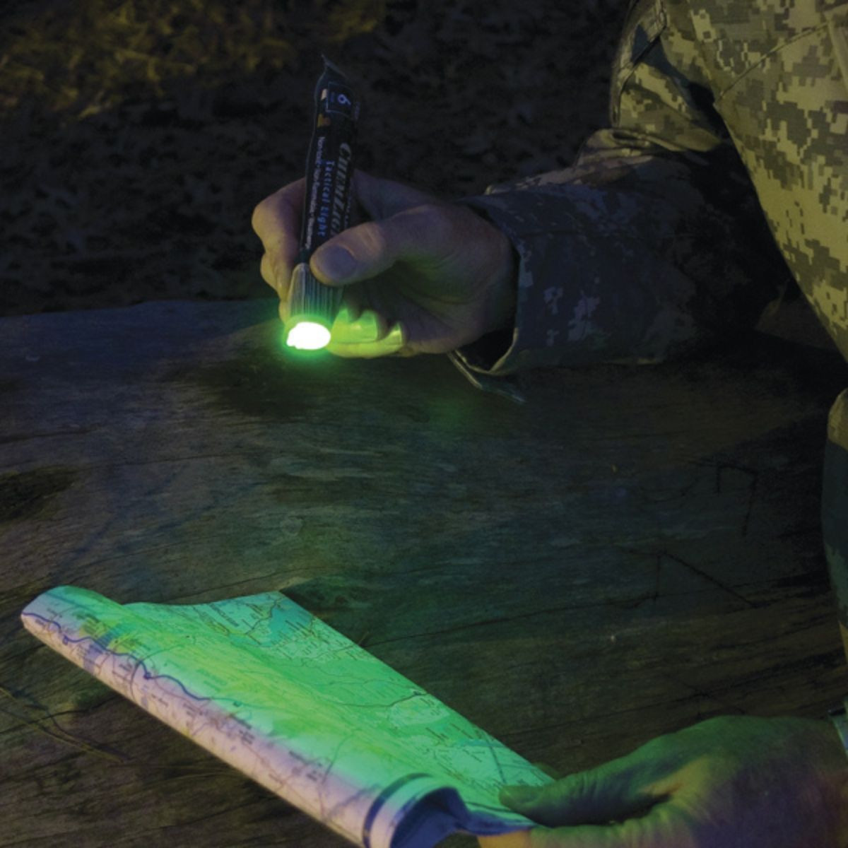 Cyalume ChemLight Sticks Luce Chimica Militare - Bianco, 15cm, 8 Ore, Confezione Da 10 - Foto 11