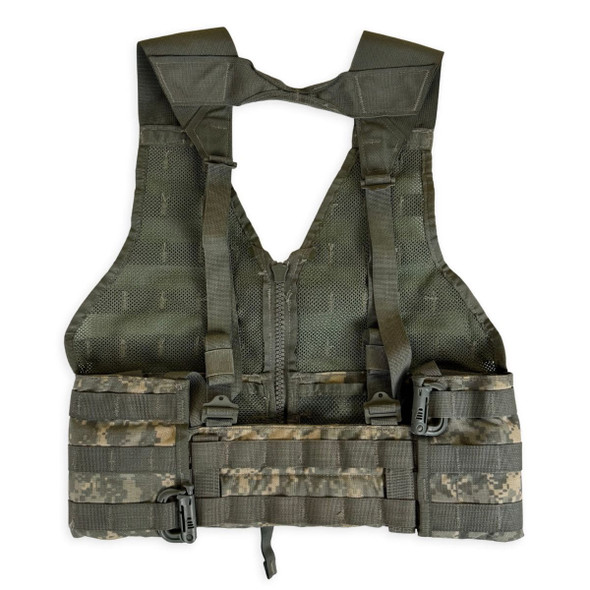 Back of the ACU Fighting load carrying vest showing the cumber bun and rear suspenders Back of the ACU Fighting load carrying vest showing the cumber bun and rear suspenders