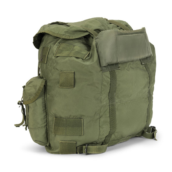 Back of the Large Olive ALICE Packing showing the MOLLE webbing on the side Back of the Large Olive ALICE Packing showing the MOLLE webbing on the side