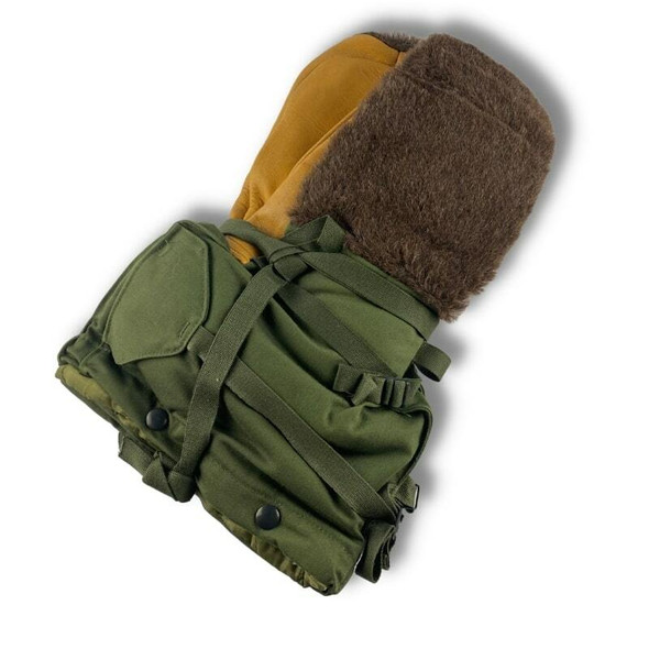 U.S. Issue Extreme Cold Weather Olive Drab Arctic Mitten U.S. Issue Extreme Cold Weather Olive Drab Arctic Mitten