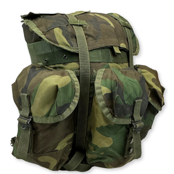 U.S. Issue ALICE Backpack, Radio in the color woodland showing the front of the bag U.S. Issue ALICE Backpack, Radio in the color woodland showing the front of the bag
