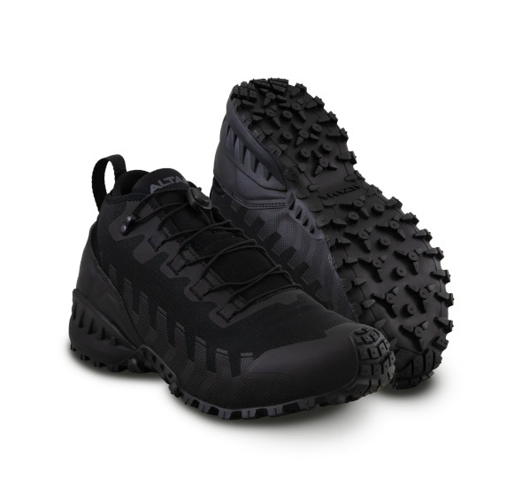 Side profile of a black Altama Legacy Mid Tactical Duty Boot in black with polishable leather toe and lace up front.