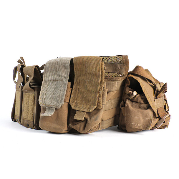 All of the pouches that comes with the vest 