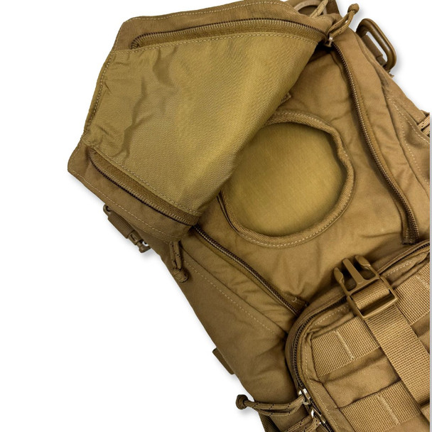 Inside the top compartment  Inside the top compartment