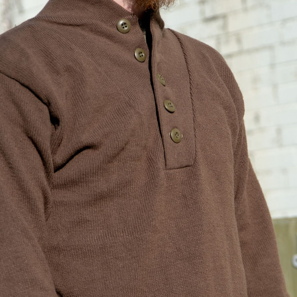 close up of the buttons on the US Army Issue 5 Button Sweater