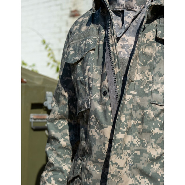 Close up on the zipper 