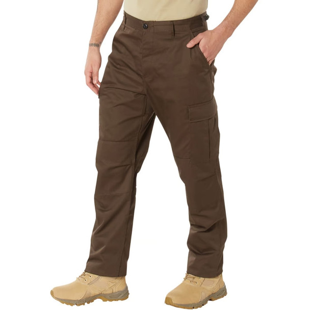 Man with one hand in his pocket wearing the BDU Military Cargo Pant Special in the color brown