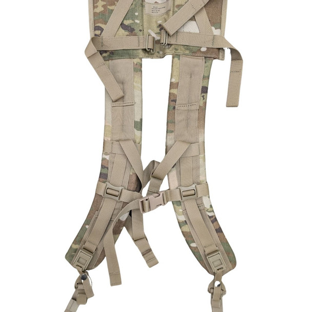 Close up of the shoulder straps and the buckles 