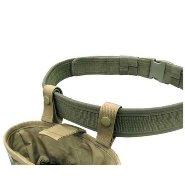 3-Fold Mag Recovery Pouch connected to a belt 