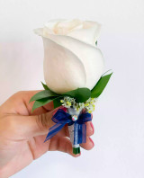 Classic Boutonniere | Custom Colors