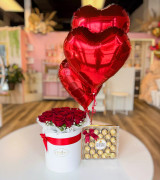 Dozen Roses Box