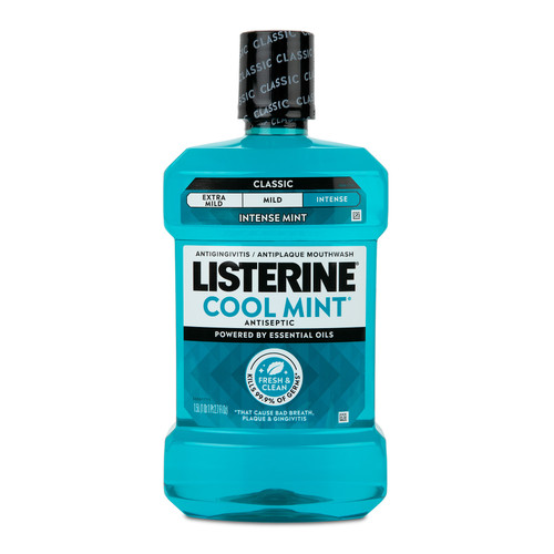 The power of Listerine® in convenient pump bottles