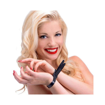 Ms Misbehaved Zip Tie Cuffs 5pk Ms Misbehaved Zip Tie Cuffs 5pk