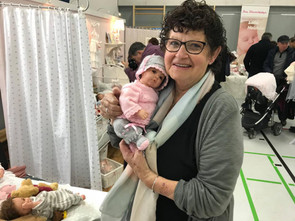 The doll world has lost an icon :(  Elly Knoops is gone.  