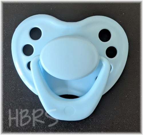 Sweetheart Newborn Pacifiers - Light Blue with magnets