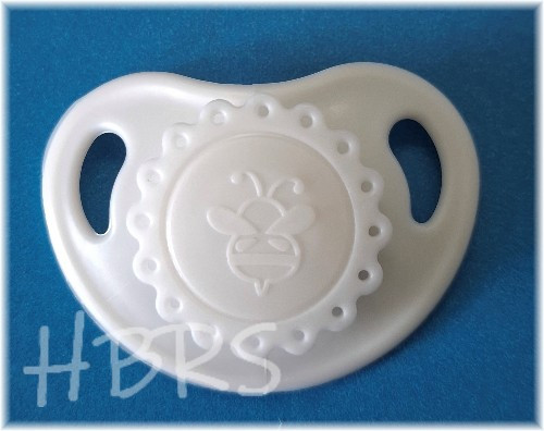 Honeybug CutiePie Micro- Preemie Pacifiers - Snow White with magnets