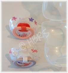 Premie Sz Pacifiers, set of two with case