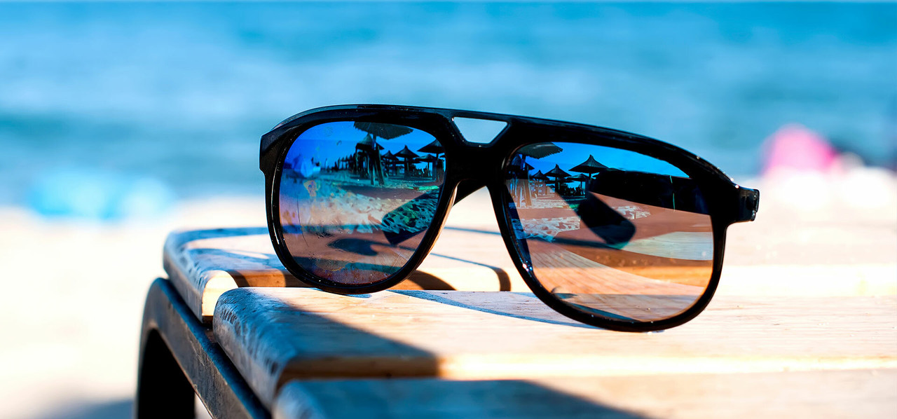 What are Polarised Sunglasses? | SmartBuyGlasses IN