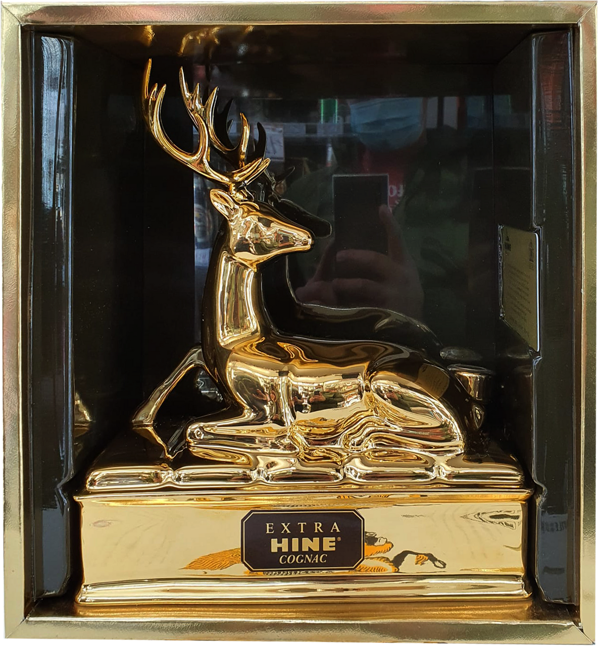 EXTRA HINE GOGNAC LIMOGES 金鹿 HINE EXTRA COGNAC リモージュ陶器 24CT 金鹿ボトルの買取実績 | 買取