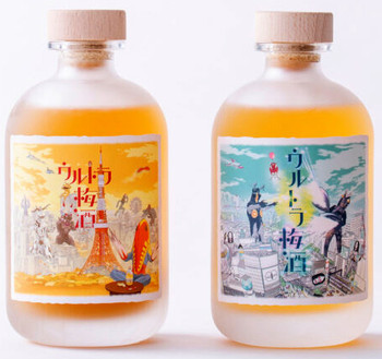 Ultraman Umeshu Bottle Set featuring two 500ml plum wine bottles with Ultraman-themed anniversary designs