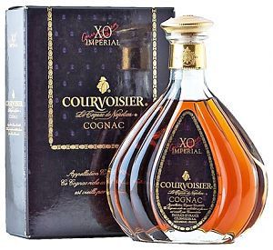 Bottle of Courvoisier Imperial XO Cognac 700ml, old vintage bottling