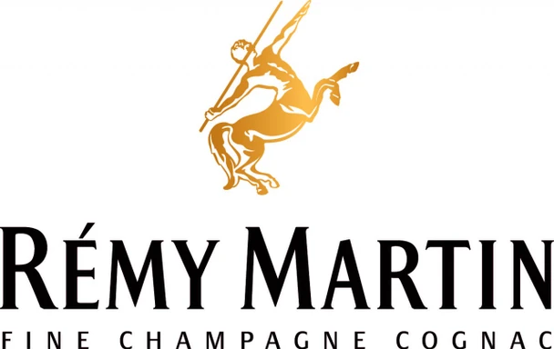 Remy Martin XO Cognac 700ml bottle with two rock glasses gift pack